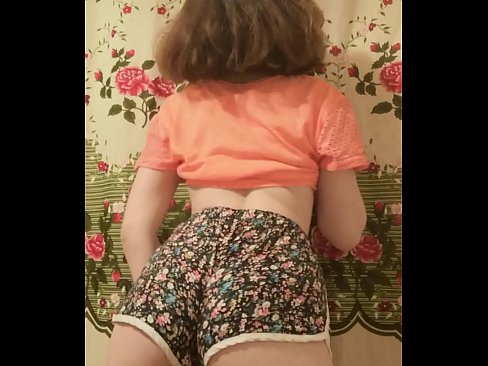 ❤️ Donec puer parvulus expolians bracae eius in camera at porn la.shufflesex.ru